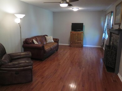 2428 Bradenton Ct, Columbus, OH 43235 - photo 7