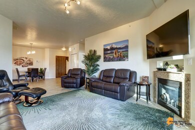 Living Room w/Gas Fireplace