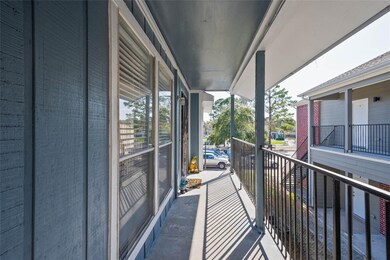 6118 W Mount Houston Rd unit C, Houston, TX 77088 - photo 2