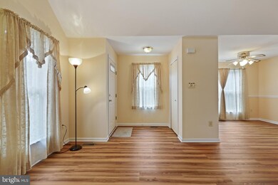7110 Sandy Spring Rd, Laurel, MD 20707 - photo 4