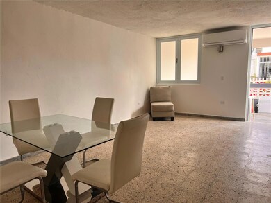 URB. TOA ALTA HEIGHT # 7 Calle 11 Bloq E, Toa Alta, PR 00953 - photo 4