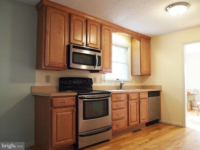 440 Huttle Rd, Middletown, VA 22645 - photo 4