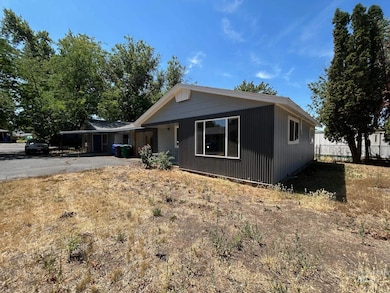 513 Bryden Dr, Lewiston, ID 83501 - photo 2