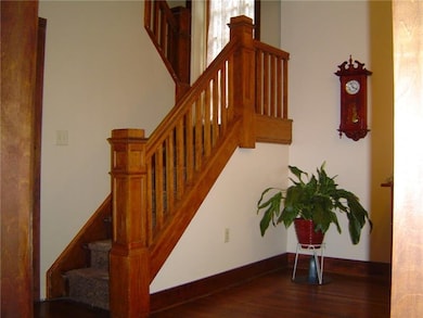 609 Penn Ave, Midland, PA 15059 - photo 4