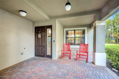 11732 Meadowrun Cir, Fort Myers, FL 33913 - photo 3