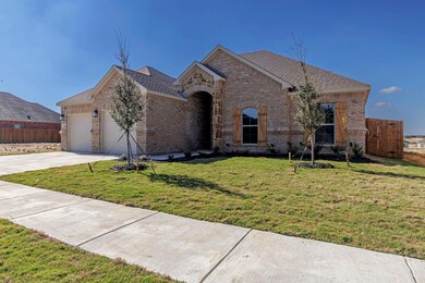 704 Lake Murray Ln, Cleburne, TX 76033 - photo 2