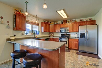 14080 E Jersey Loop, Palmer, AK 99645 - photo 3