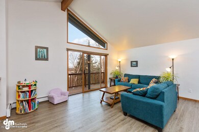 Living Room_MAX-69984-SMALL