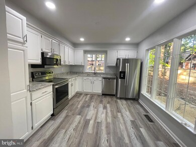 1204 Richmond Dr, Stafford, VA 22554 - photo 5