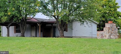 3602 Highland Ridge Rd, Berkeley Springs, WV 25411 - photo 3