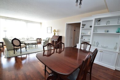 250 Hammond Pond Pkwy unit 309N, Chestnut Hill, MA 02467 - photo 7