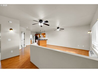 2015 2nd St, Springfield, OR 97477 - photo 6