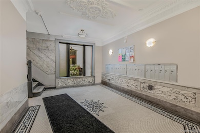 33 Convent Ave unit 23, New York, NY 10027 - photo 5