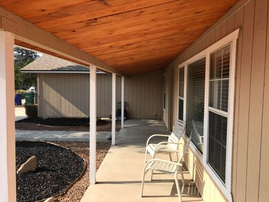 9D4DE08C-AA9D-4102-9A89-320AD57A3F6B