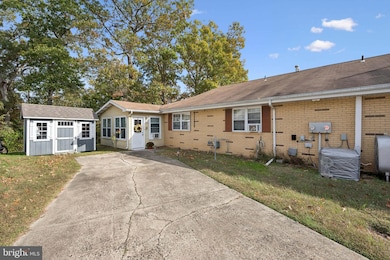 156 Elmtowne Blvd, Hammonton, NJ 08037 - photo 5