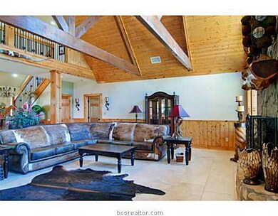 Den/Family/Great Room.