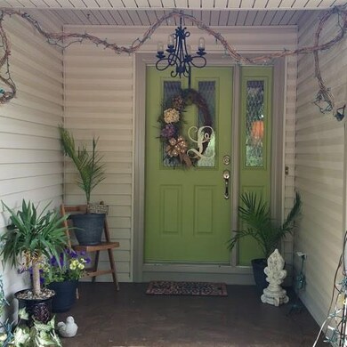 Inviting entry beckons one inside!