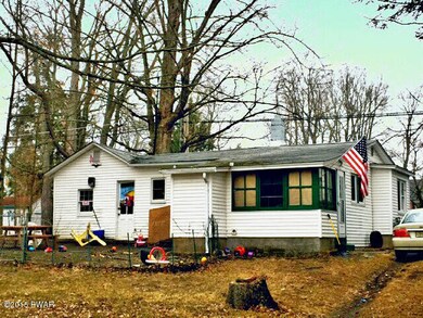 304 E Harford St, Milford, PA 18337 - photo 3