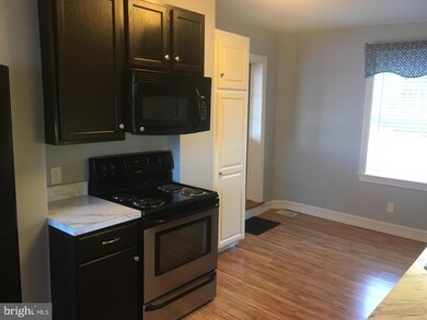 20 E Seminary St, Mercersburg, PA 17236 - photo 4