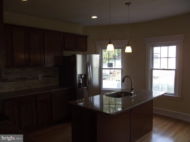 212 W Winona Ave, Norwood, PA 19074 - photo 4