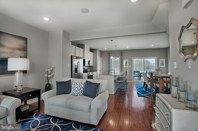 11 Gates Mill Ct, Halethorpe, MD 21227 - photo 3