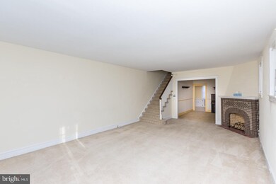 2427 Wynnefield Dr, Havertown, PA 19083 - photo 5