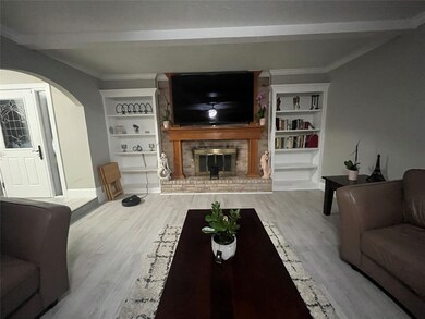 5507 Arncliffe Dr, Houston, TX 77088 - photo 4