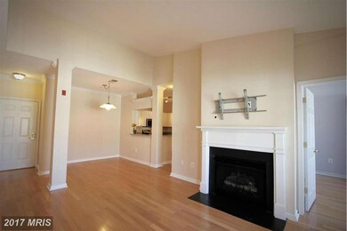 4550 Strutfield Ln unit 2427, Alexandria, VA 22311 - photo 2