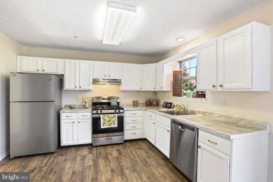 20334 Kellys Ln, Hagerstown, MD 21742 - photo 6