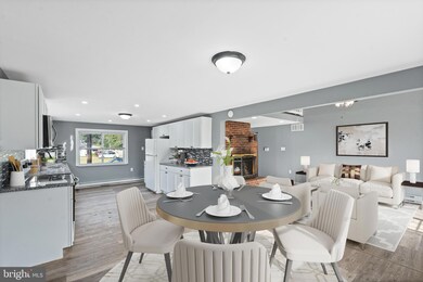 737 Watsontown Rd, Berlin, NJ 08009 - photo 5