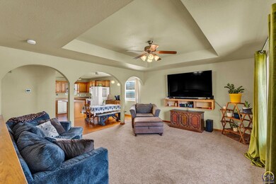 203 SE 44th Terrace, Topeka, KS 66609 - photo 5