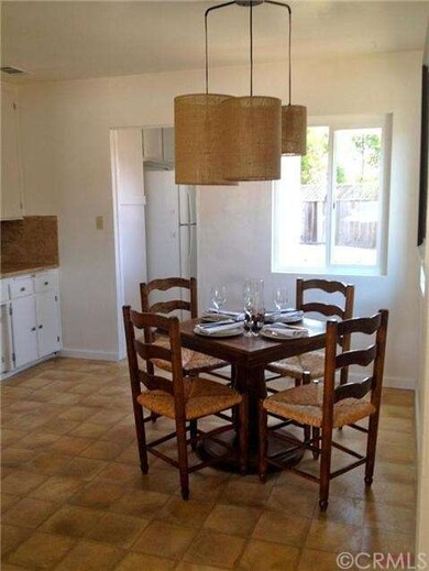 Country kitchen dining.