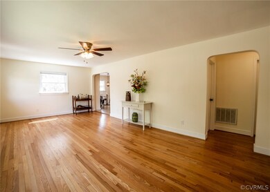 5631 Woodburn Rd, Richmond, VA 23225 - photo 7