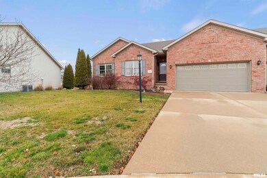 3505 W Trail Wood Ct, Dunlap, IL 61525 - photo 4