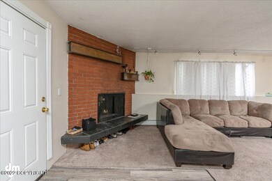 07-Living Room_MAX1196