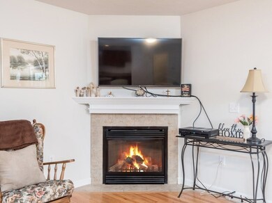 216 Reservoir St unit 209, Holden, MA 01520 - photo 6