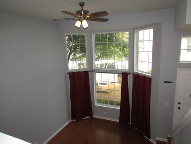 307 Hidden Creek Ln unit 324, North Aurora, IL 60542 - photo 6