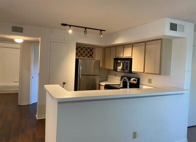 7300 Westpointe Blvd unit 723, Orlando, FL 32835 - photo 2