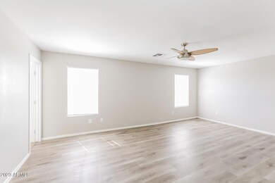 1429 S Crossbow Ct unit III, Chandler, AZ 85286 - photo 7