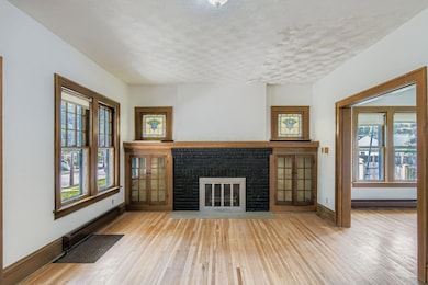 236 E Moler St, Columbus, OH 43207 - photo 4