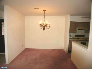 18B W Bluebell Ln, Mount Laurel, NJ 08054 - photo 3