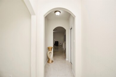 10539 Pine Landing Dr, Houston, TX 77088 - photo 4