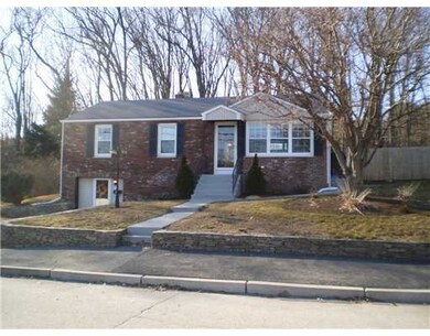 17 Pheasant Dr, Cranston, RI 02920 - photo 2