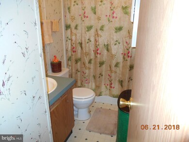 121 Rock Oak Rd, Rio, WV 26755 - photo 6