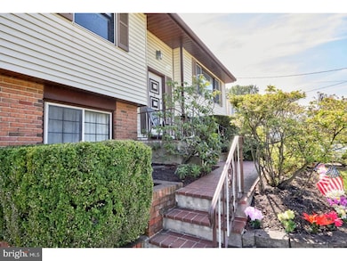 112 Mimosa Dr, Cherry Hill, NJ 08003 - photo 2