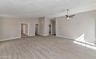5107 W Mountain View Rd, Glendale, AZ 85302 - photo 5