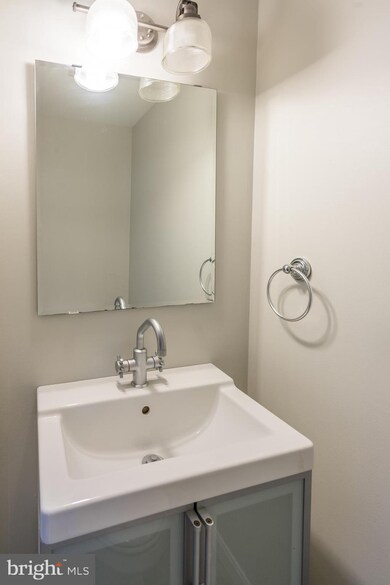 2040 Druid Park Dr, Baltimore, MD 21211 - photo 5