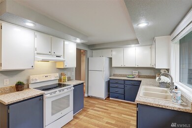 819 117th St SW, Everett, WA 98204 - photo 6