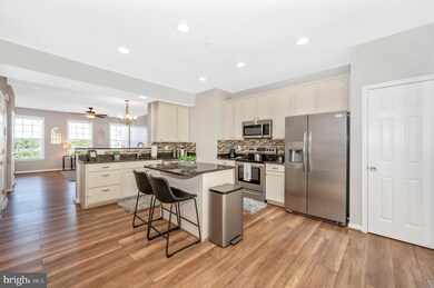 10307 Lantern Ln, Hagerstown, MD 21740 - photo 7