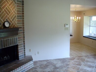 8127 Sweetgum Trace Dr, Houston, TX 77040 - photo 3